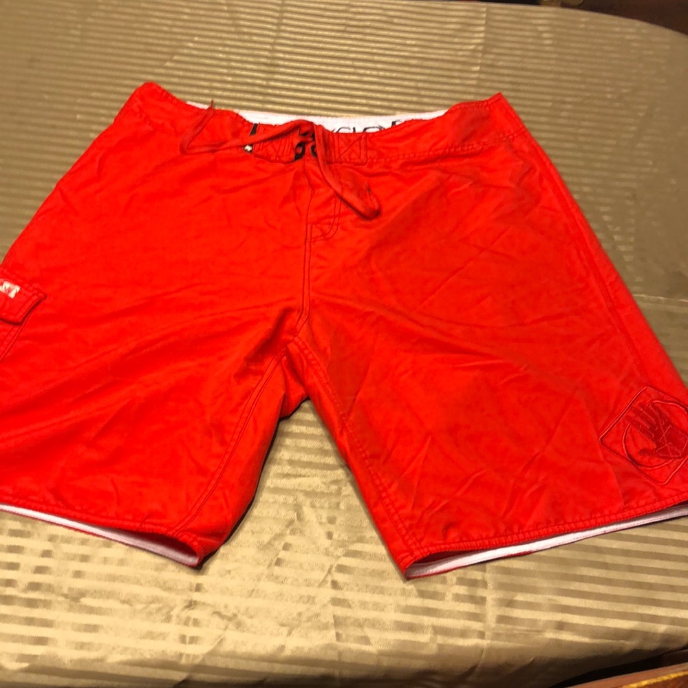 Body Glove short